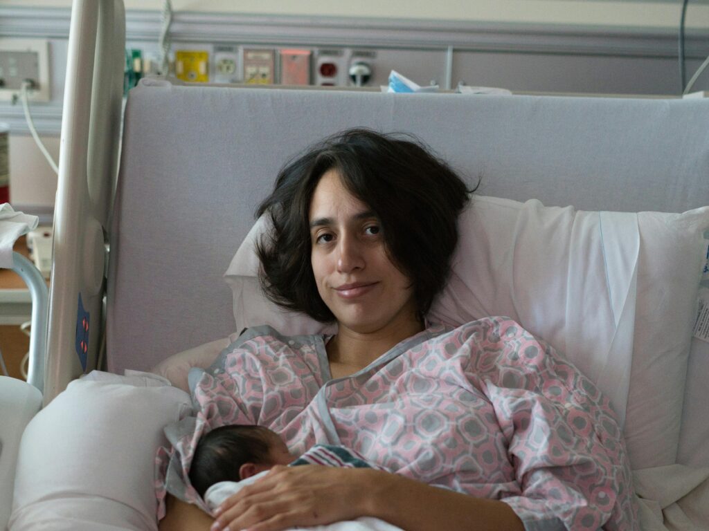 Hospital Bag Checklist for Canadian Moms (2026)